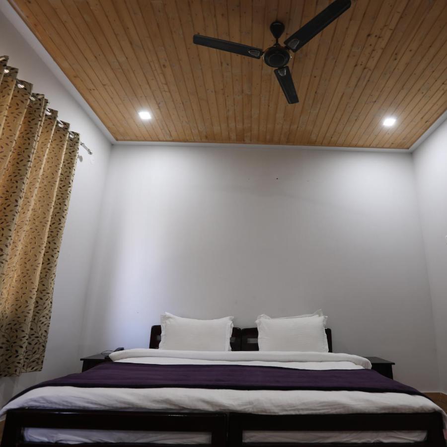 Le Roi Floating Huts & Eco Rooms Tehri New Tehri Eksteriør billede