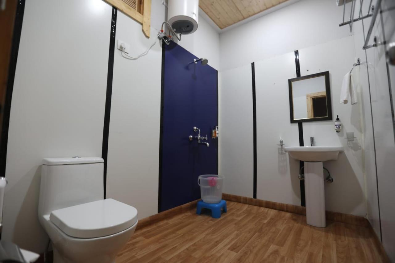 Le Roi Floating Huts & Eco Rooms Tehri New Tehri Eksteriør billede