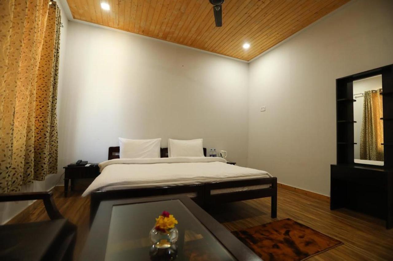 Le Roi Floating Huts & Eco Rooms Tehri New Tehri Eksteriør billede
