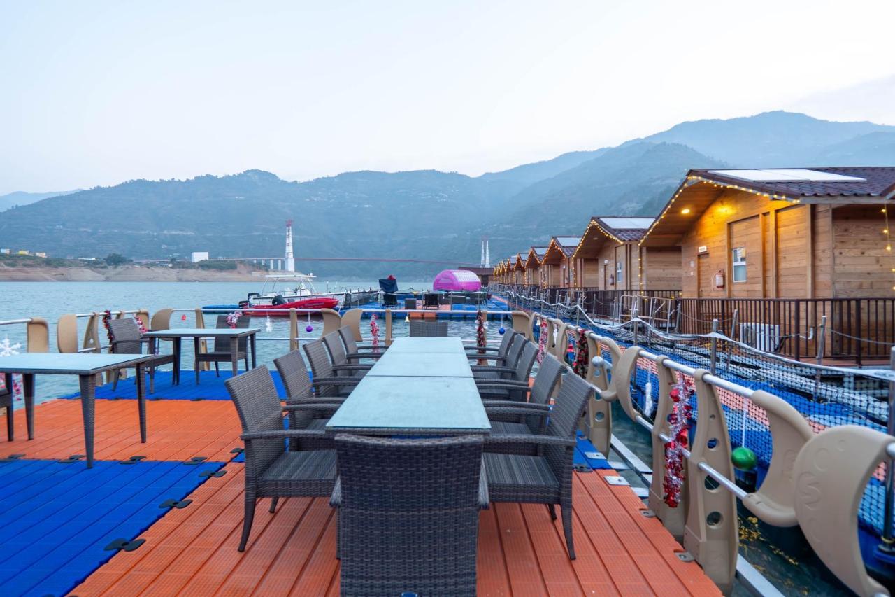 Le Roi Floating Huts & Eco Rooms Tehri New Tehri Eksteriør billede